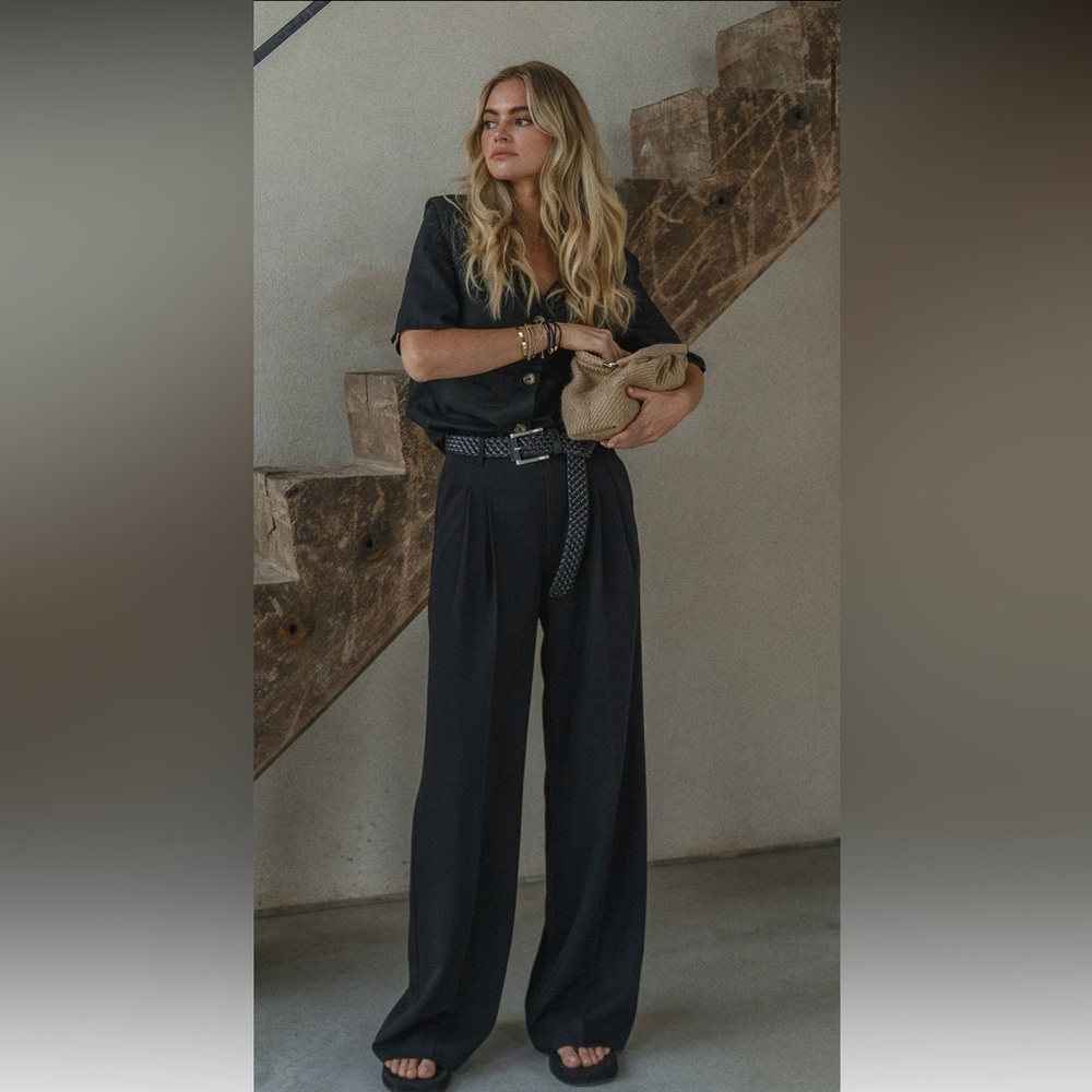 Claire Rose x NA-KD Oversized Suit
Pants 34